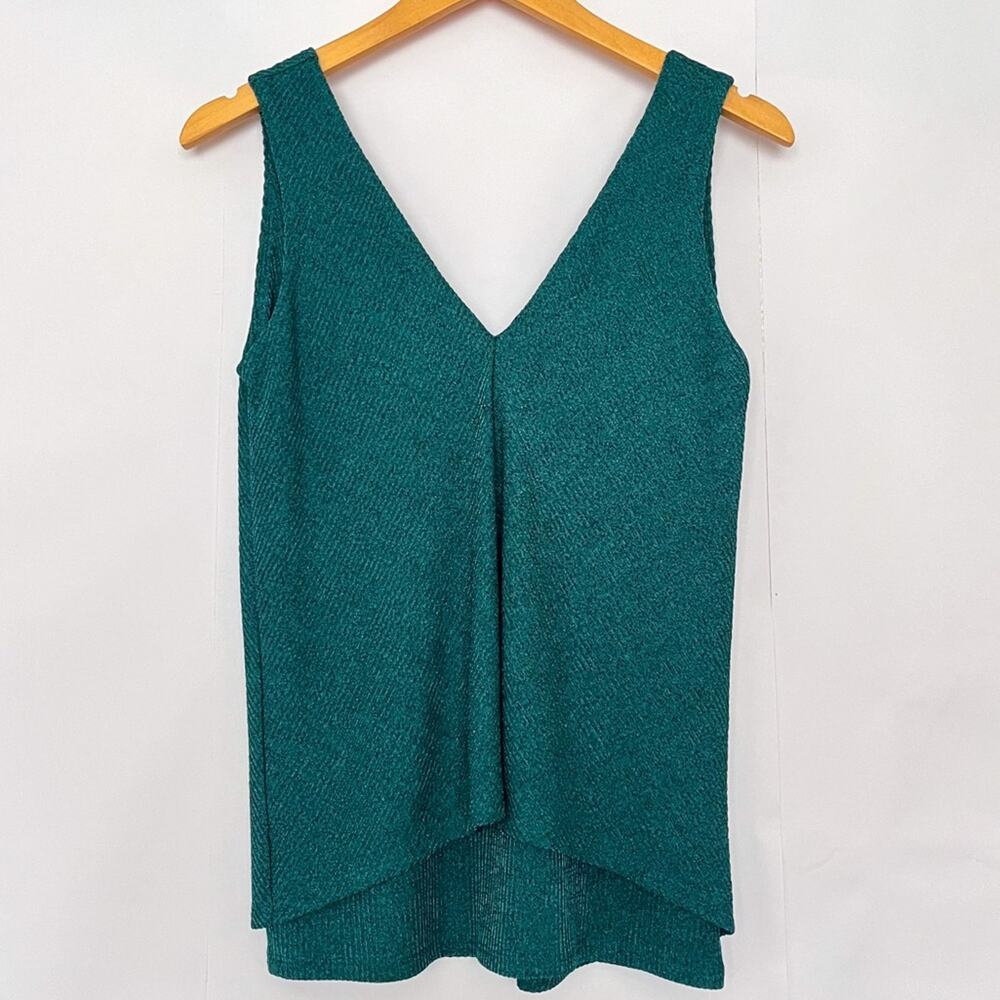 White House Black Market V-Neck Tank Double Layer Career Office Size Small Green